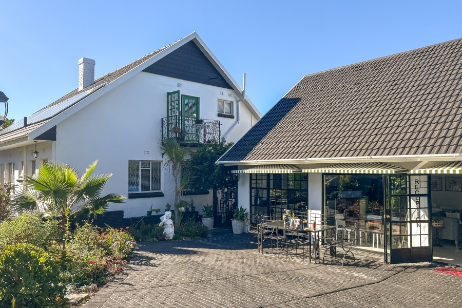 7 Bedroom Property for Sale in Old Place Western Cape